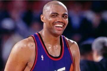 查尔斯·巴克利：NBA传奇大前锋的篮球生涯与解说时代