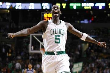 NBA传奇球星凯文·加内特：球衣退役仪式的荣耀时刻