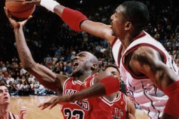 1993-94赛季NBA总冠军火箭队球员名单及成就一览