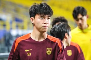 国足vs澳大利亚23人名单出炉：王钰栋首次入选，塞鸟在列，刘诚宇、李源一落选
