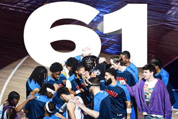 雷霆豪取61胜！创俄城搬迁后新纪录，上次60胜还是12-13赛季