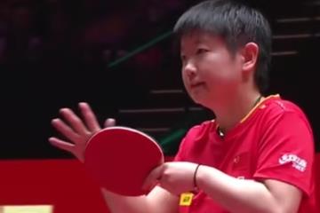 孙颖莎两连胜强势晋级16强！3-1力克简彤娟，提前锁定出线权