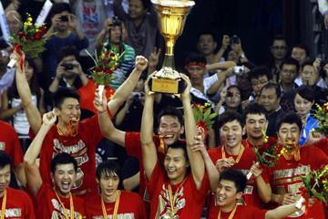 中国队亚洲杯辉煌：两度5连冠 姚明打爆河升镇 阿联扛队进奥运