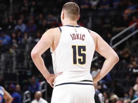 2月4日NBA常规赛，掘金vs活塞完整比赛录像回放，约基奇24分15篮板遭活塞内线围剿
