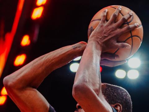 2024年2月6日，NBA常规赛黄蜂vs火箭首发名单预测，青春风暴或将席卷休斯顿