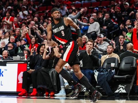 2月10日NBA常规赛，76人对阵开拓者最新伤病名单，恩比德出战成疑