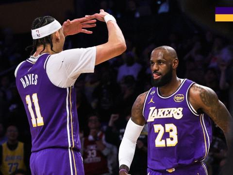 2月13日NBA常规赛独行侠对阵湖人全场高清录像，詹姆斯28分10篮板12助攻