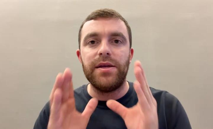 罗马诺透露，马雷斯卡未与热刺进行谈判，仍是曼城的首选人选