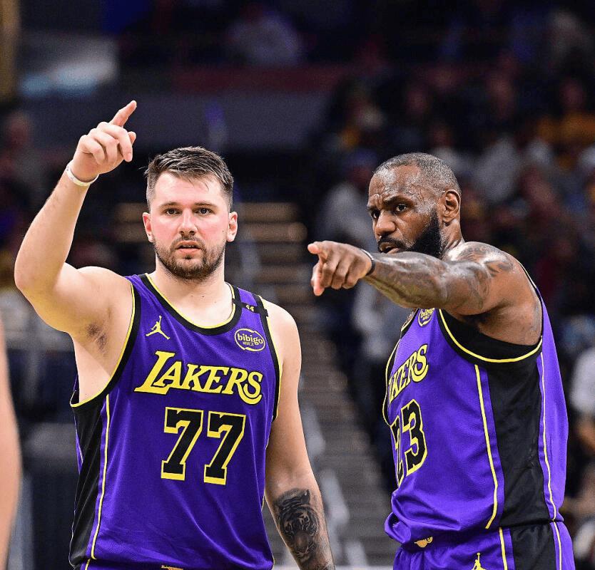 ESPN：东部一高管称湖人休赛期要务是摆脱勒布朗
