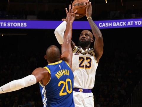3月2日NBA常规赛，国王对决湖人首发名单预测，湖人三巨头蓄势待发