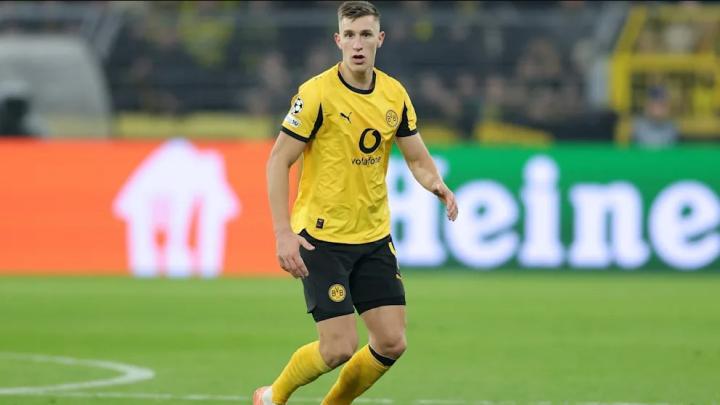 阿斯报道，施洛特贝克成为皇马中卫热门人选，两家俱乐部关系融洽