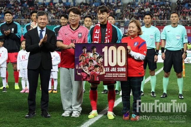 李在城表示：世界杯是梦想舞台，考虑是否退出国家队