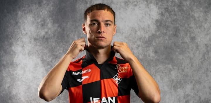 洛里昂前锋帕吉坦言，最大愿望是加盟梦想球队巴萨