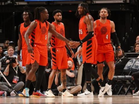NBA常规赛录像回放完整版，开拓者vs灰熊全场回放，开拓者双枪合砍65分