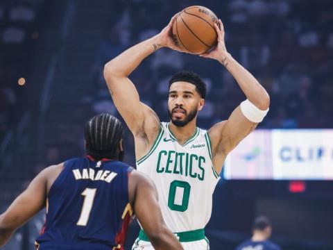 3月9日NBA常规赛凯尔特人vs骑士全场回放，塔图姆复出后场均17 7 4