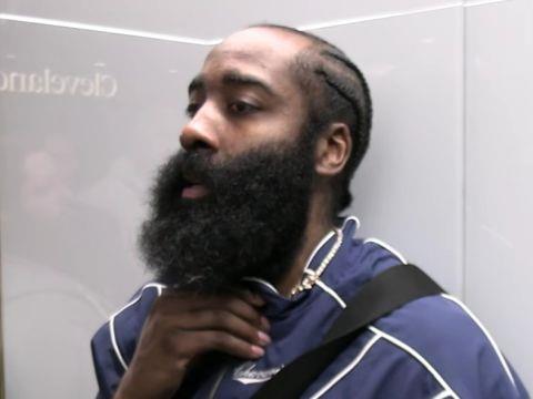 哈登谈凯尔特人和骑士，感叹母亲对自己的深远影响