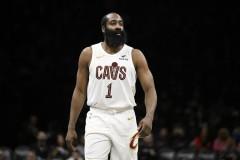 哈登生涯得分突破29000分，跻身NBA历史第九人