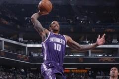 改写要求：德罗赞40分10助攻创NBA历史最年长纪录，哈登同享殊荣
