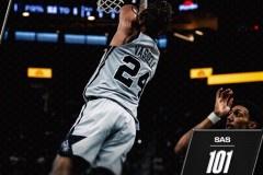 NBA常规赛，马刺主场险胜太阳，文班34分12板献绝杀，福克斯贡献23分