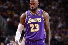 詹姆斯总胜场数达到1229场，独占NBA历史第一
