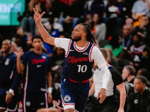 NBA常规赛猛龙vs快船全场录像回放，伦纳德连续49场20刷新纪录（3月26日）