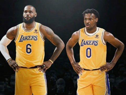 詹姆斯连线布朗尼命中三分，NBA首次父子助攻创历史