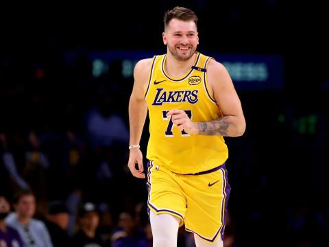 NBA湖人最新消息：东契奇遭停薪禁赛一场，技术犯规累计达16次