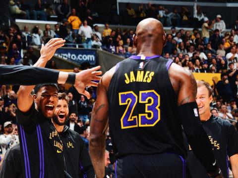 4月1日NBA常规赛：骑士vs湖人全场录像回放，东契奇42分5板12助