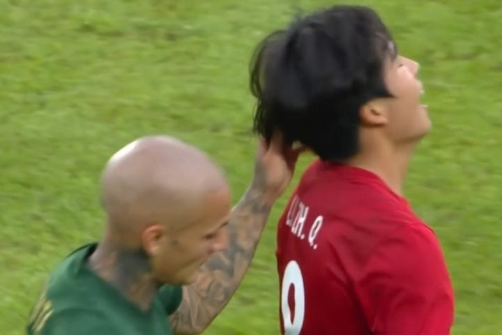 徐彬李镇全澳洲聚首，同款洗发水守护发量