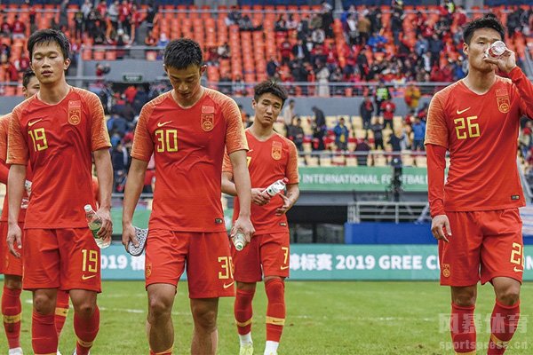 国足成绩不佳