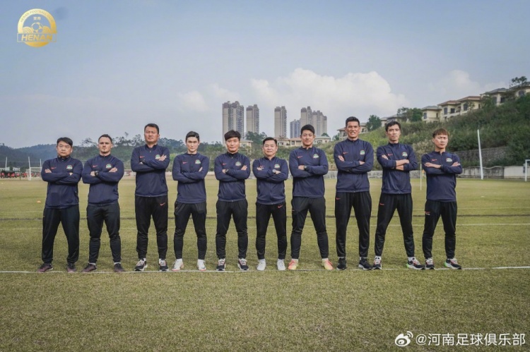 记者：河南队官宣一线队教练名单，老绿城足球人牛力担任领队
