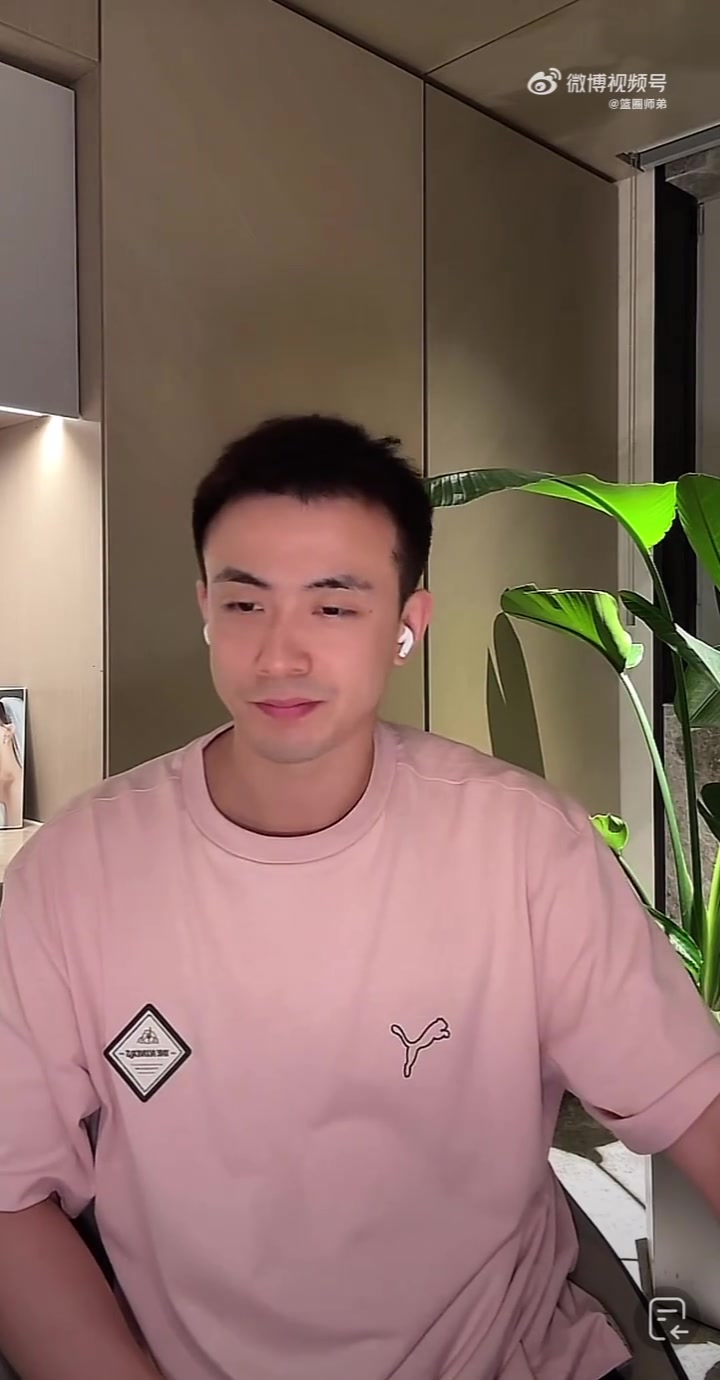 赵继伟吐槽不良自媒体造谣零成本：哪天给我弄急了 我直接就怼